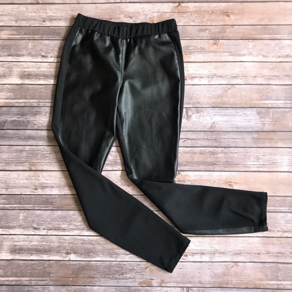 🎉HP🤗 Mossimo Faux Leather Front Skinny Pants
